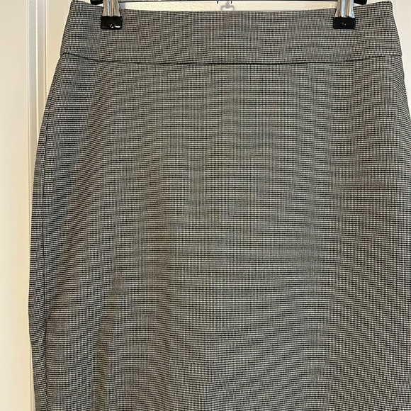 RW&CO - Pencil Skirt - Houndstooth - Size 2 - Picture 3 of 3